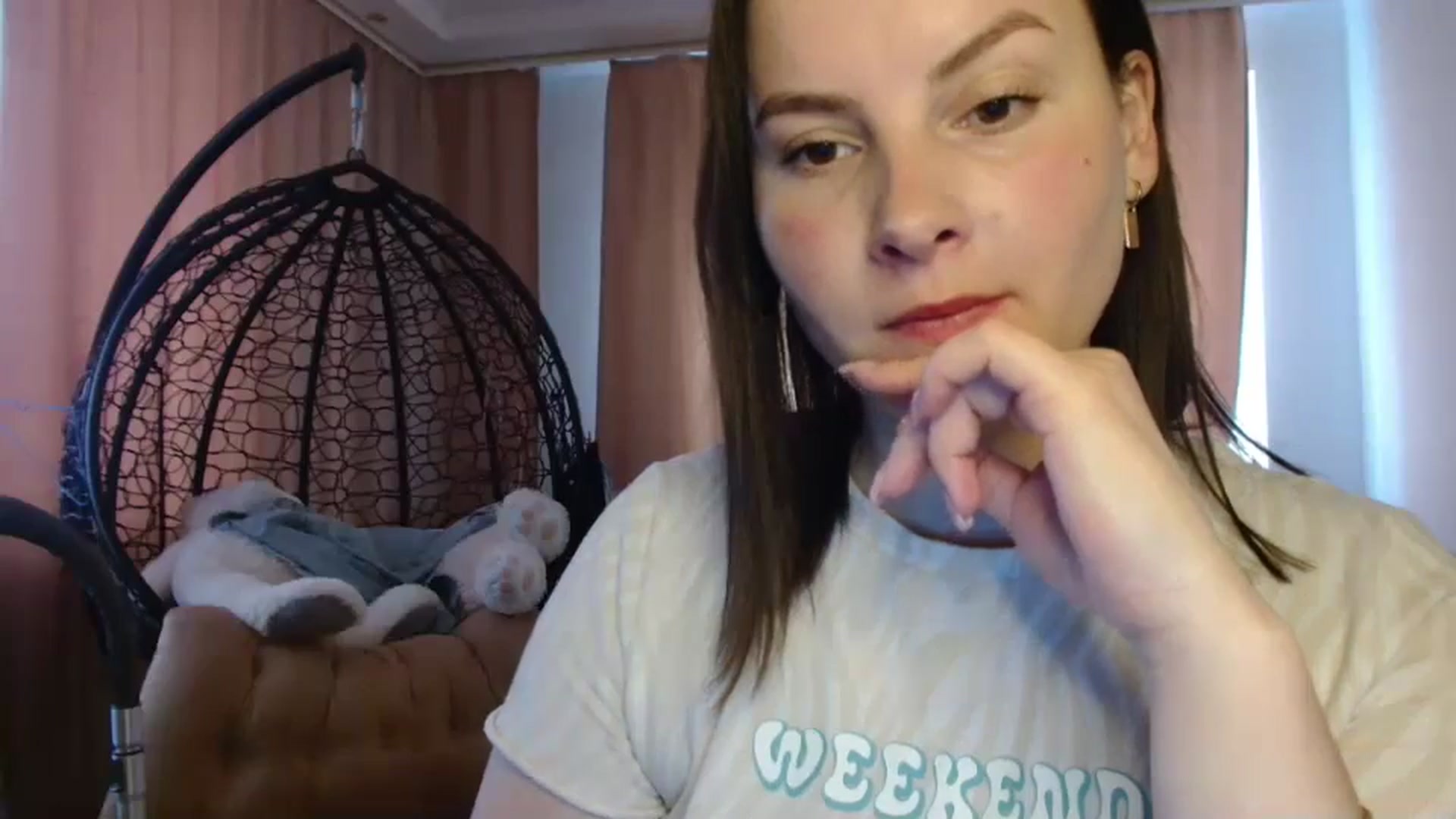 Gallery image thumbnail from MisssLove_is's myfreecams stream on, 05/06/2025, 11:58 image 9 of 20