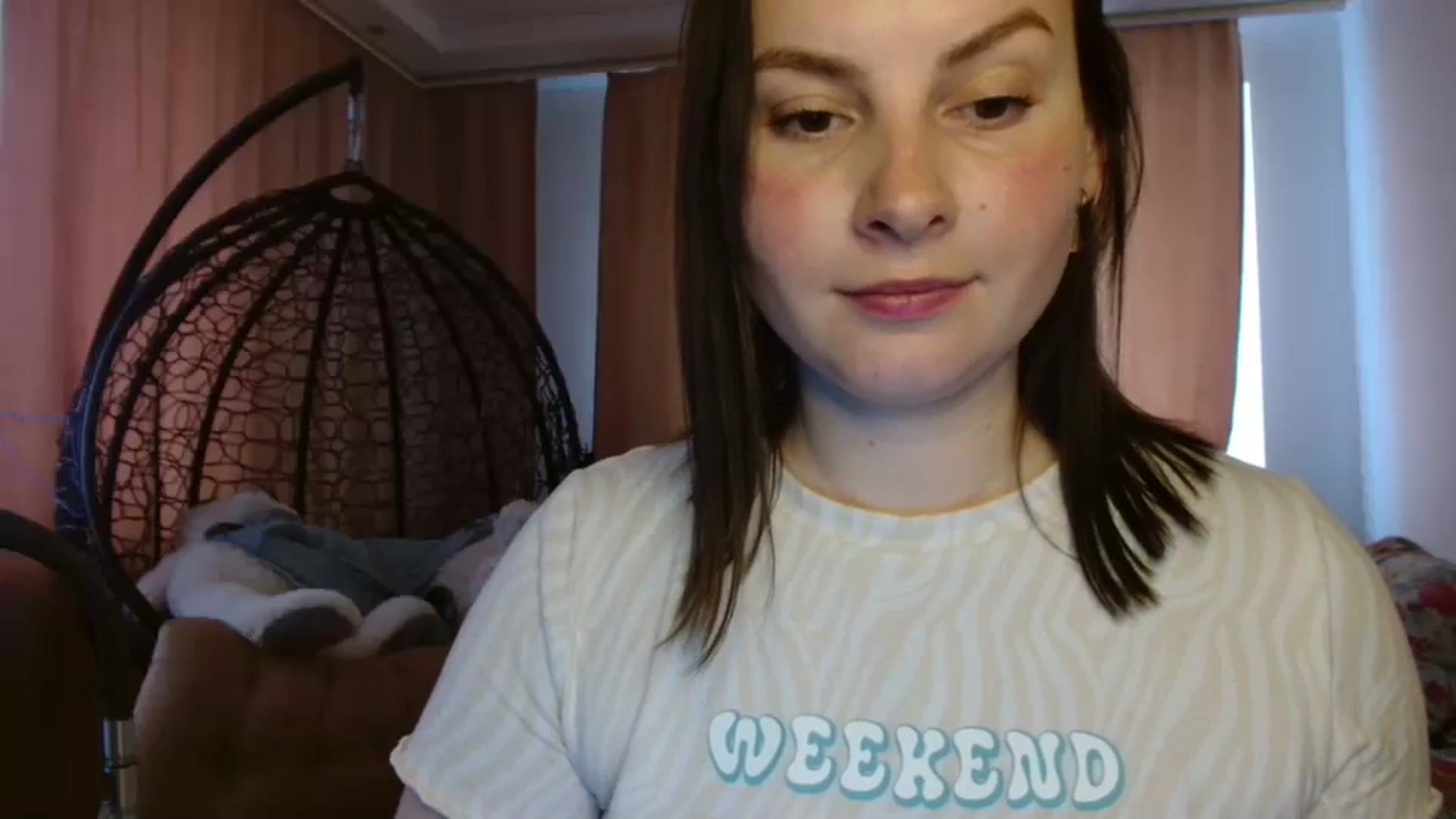 Gallery image thumbnail from MisssLove_is's myfreecams stream on, 05/06/2025, 12:55 image 13 of 20