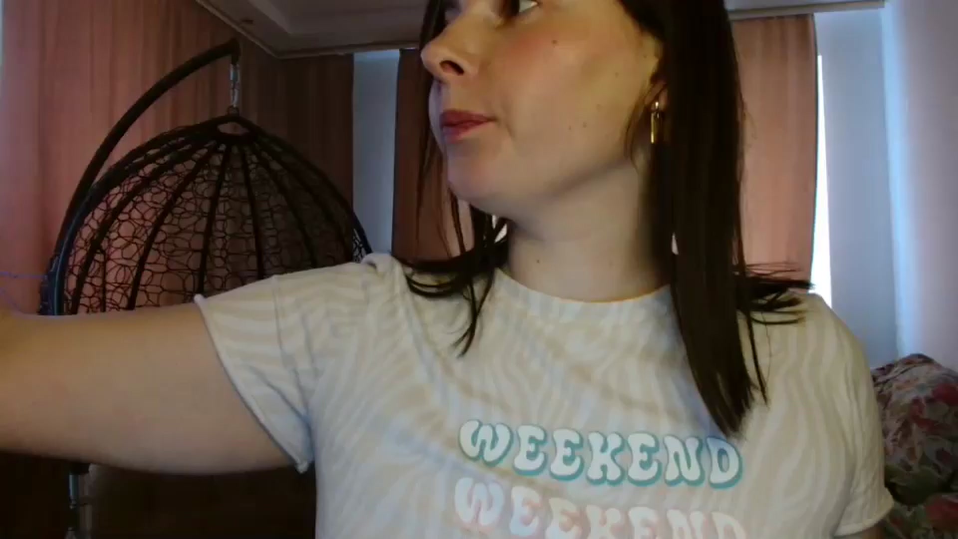 Gallery image thumbnail from MisssLove_is's myfreecams stream on, 05/06/2025, 12:55 image 1 of 20
