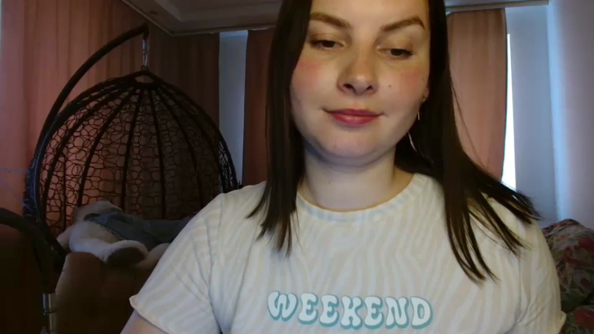Gallery image thumbnail from MisssLove_is's myfreecams stream on, 05/06/2025, 12:55 image 20 of 20