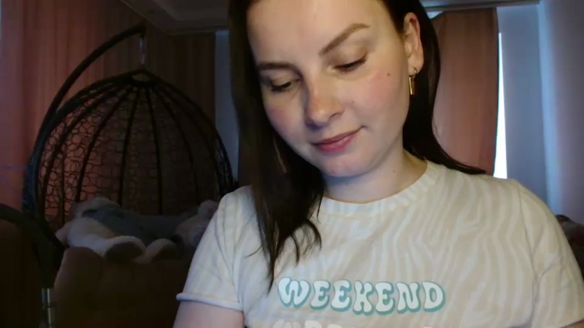 Gallery image thumbnail from MisssLove_is's myfreecams stream on, 05/06/2025, 16:15 image 5 of 20