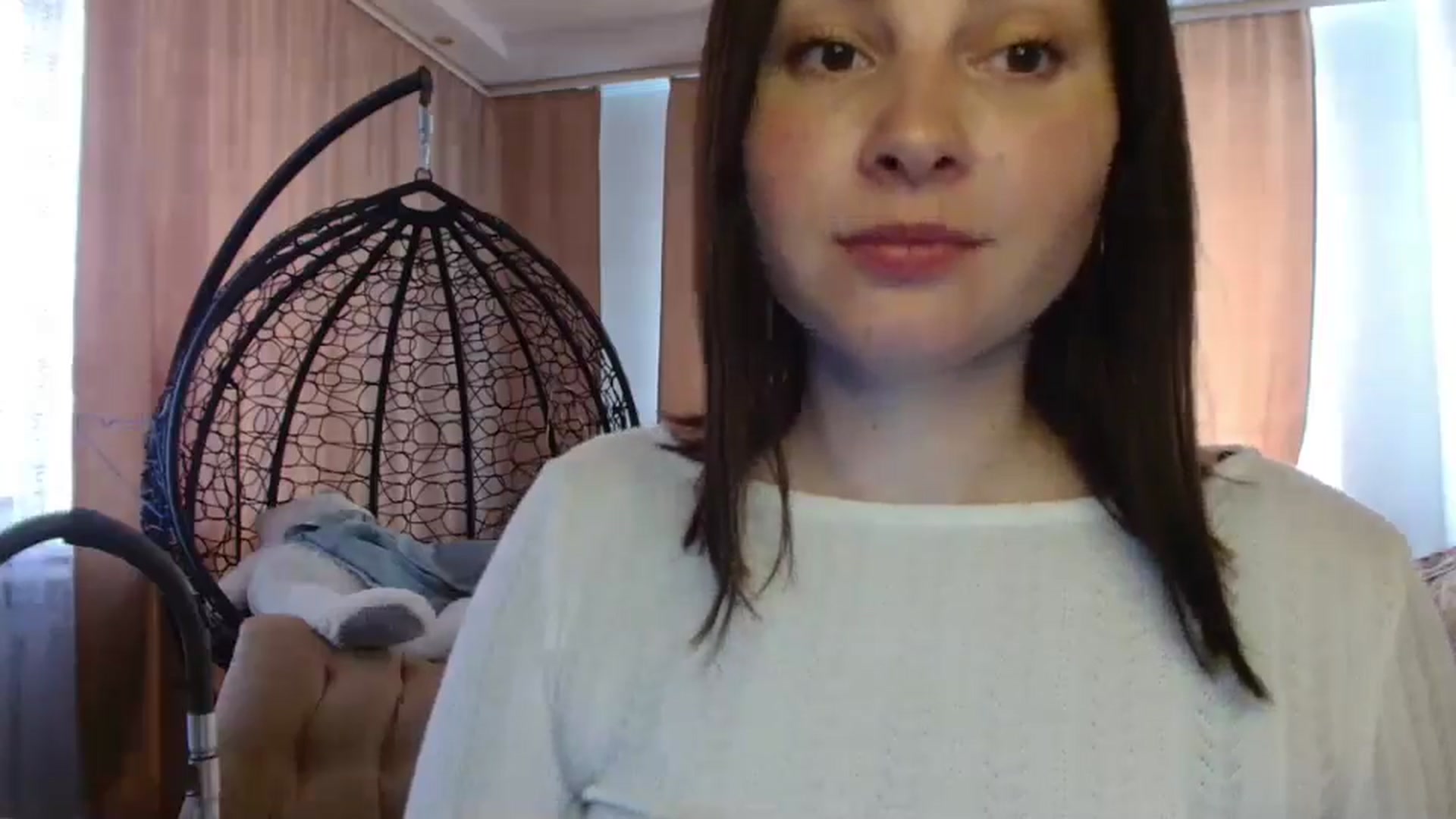 Gallery image thumbnail from MisssLove_is's myfreecams stream on, 05/08/2025, 12:37 image 7 of 20