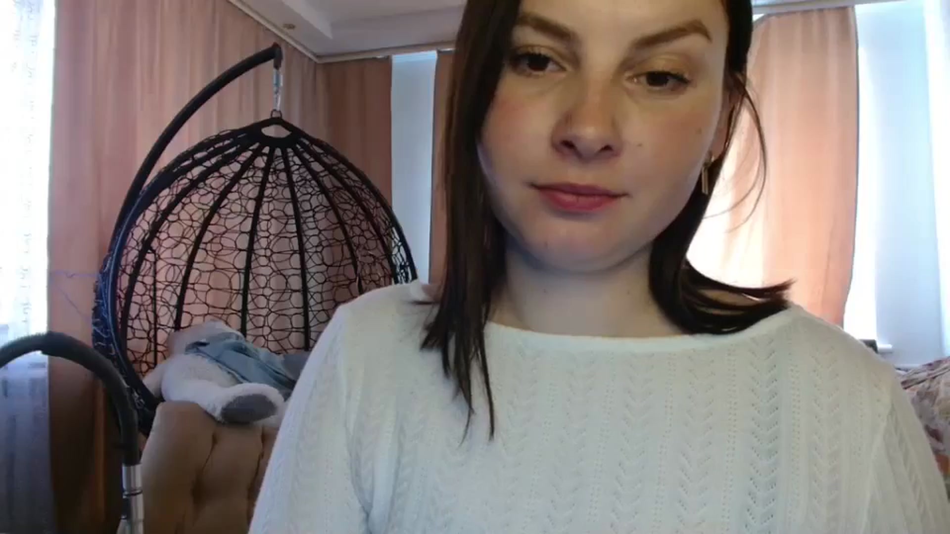Gallery image thumbnail from MisssLove_is's myfreecams stream on, 05/08/2025, 12:37 image 4 of 20