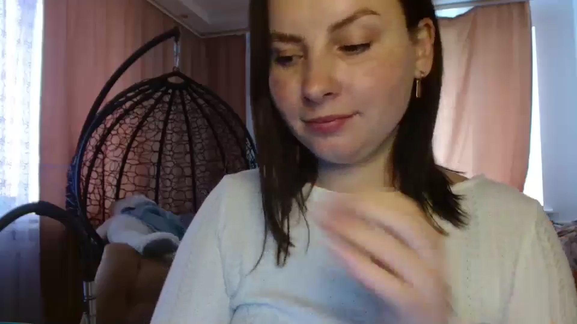 Gallery image thumbnail from MisssLove_is's myfreecams stream on, 05/08/2025, 13:30 image 8 of 20