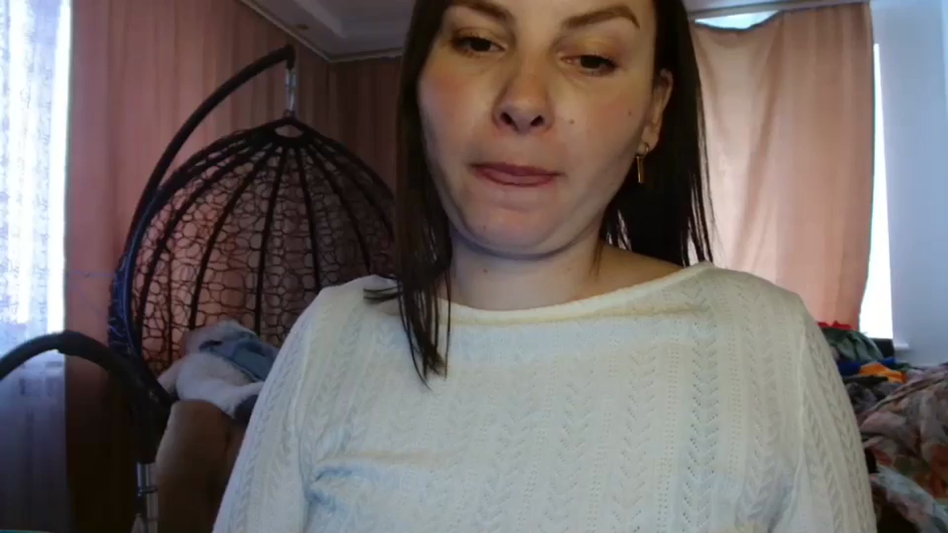 Gallery image thumbnail from MisssLove_is's myfreecams stream on, 05/08/2025, 13:30 image 5 of 20