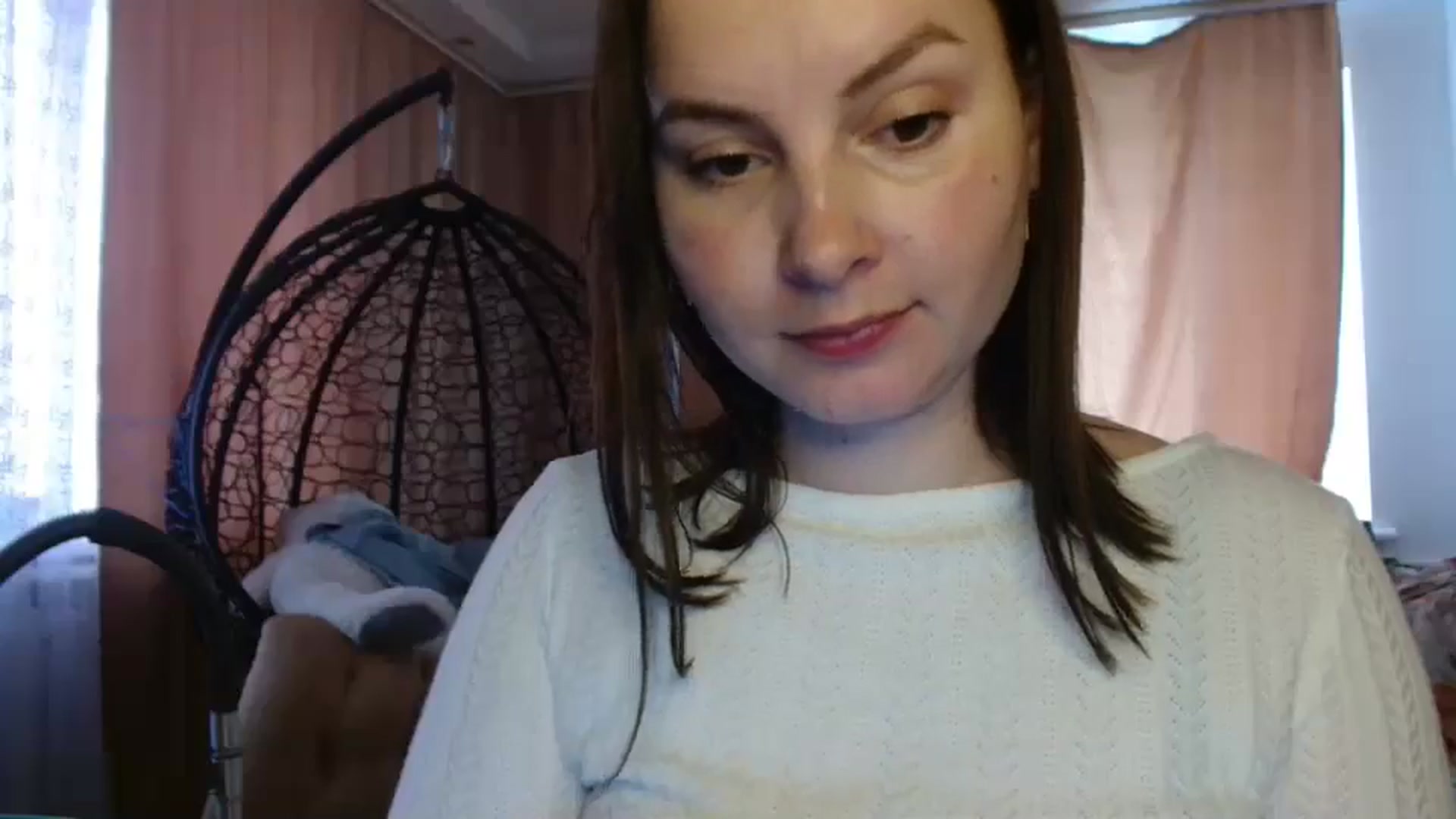Gallery image thumbnail from MisssLove_is's myfreecams stream on, 05/08/2025, 13:30 image 10 of 20