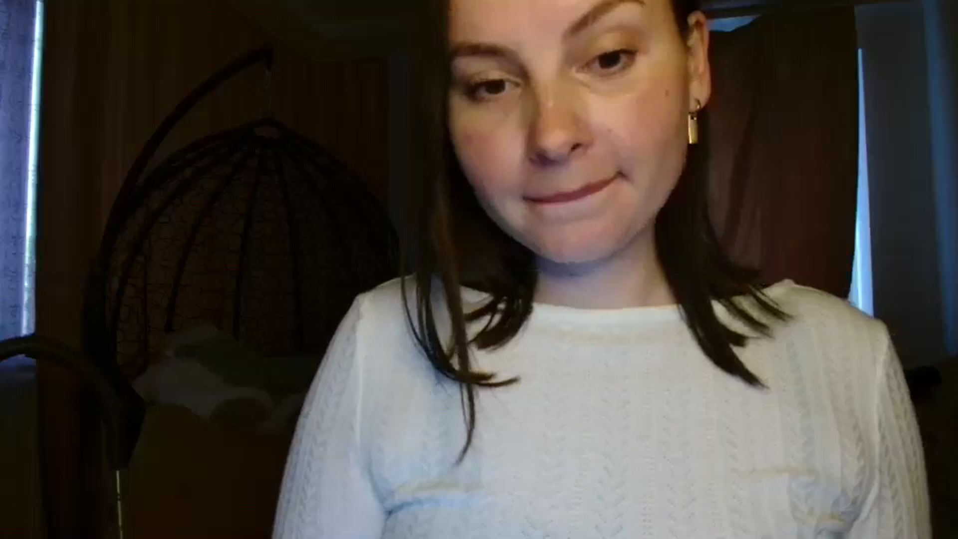 Gallery image thumbnail from MisssLove_is's myfreecams stream on, 05/08/2025, 17:10 image 8 of 20