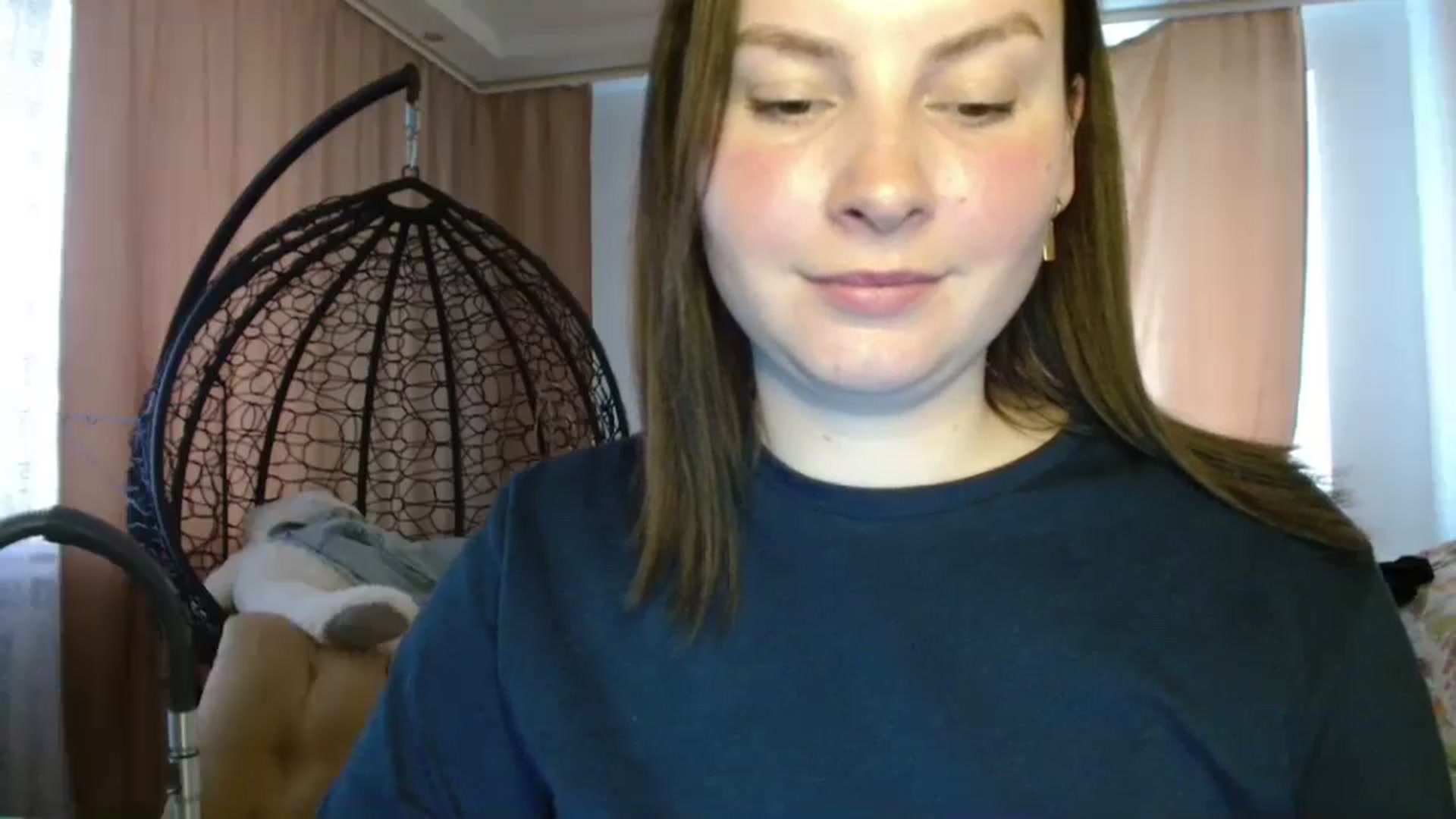 Gallery image thumbnail from MisssLove_is's myfreecams stream on, 05/10/2025, 12:30 image 15 of 20