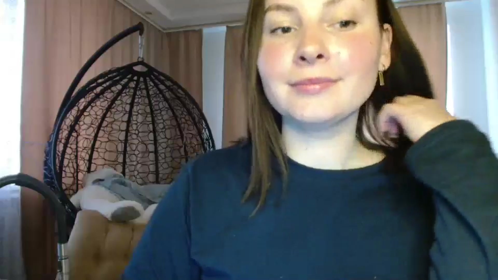 Gallery image thumbnail from MisssLove_is's myfreecams stream on, 05/10/2025, 12:30 image 17 of 20