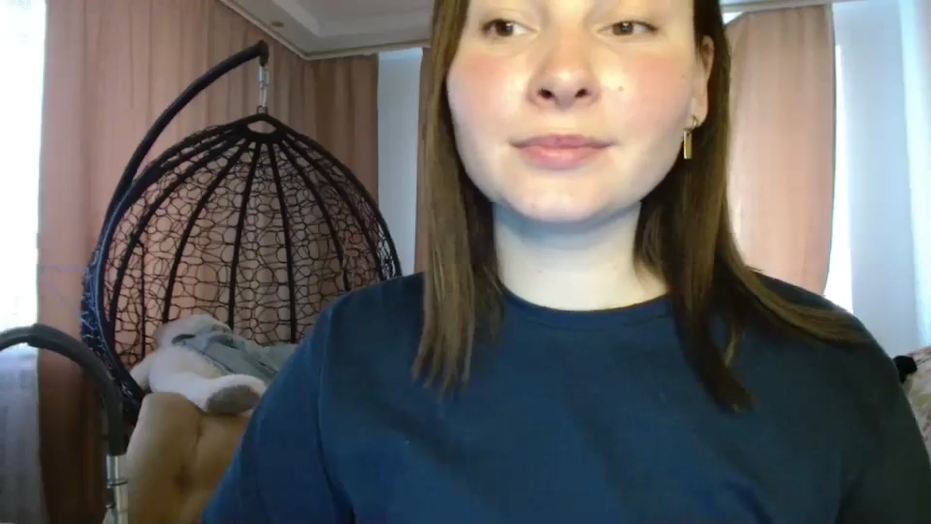Gallery image thumbnail from MisssLove_is's myfreecams stream on, 05/10/2025, 12:30 image 14 of 20