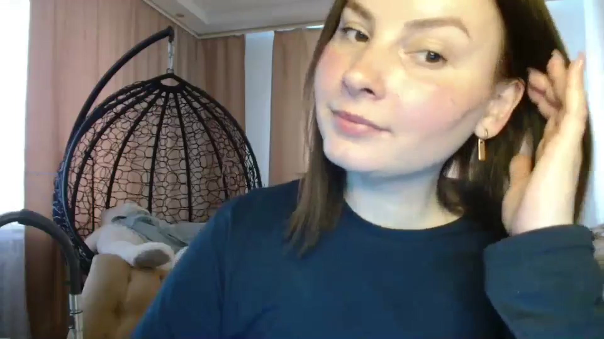 Gallery image thumbnail from MisssLove_is's myfreecams stream on, 05/10/2025, 12:30 image 13 of 20