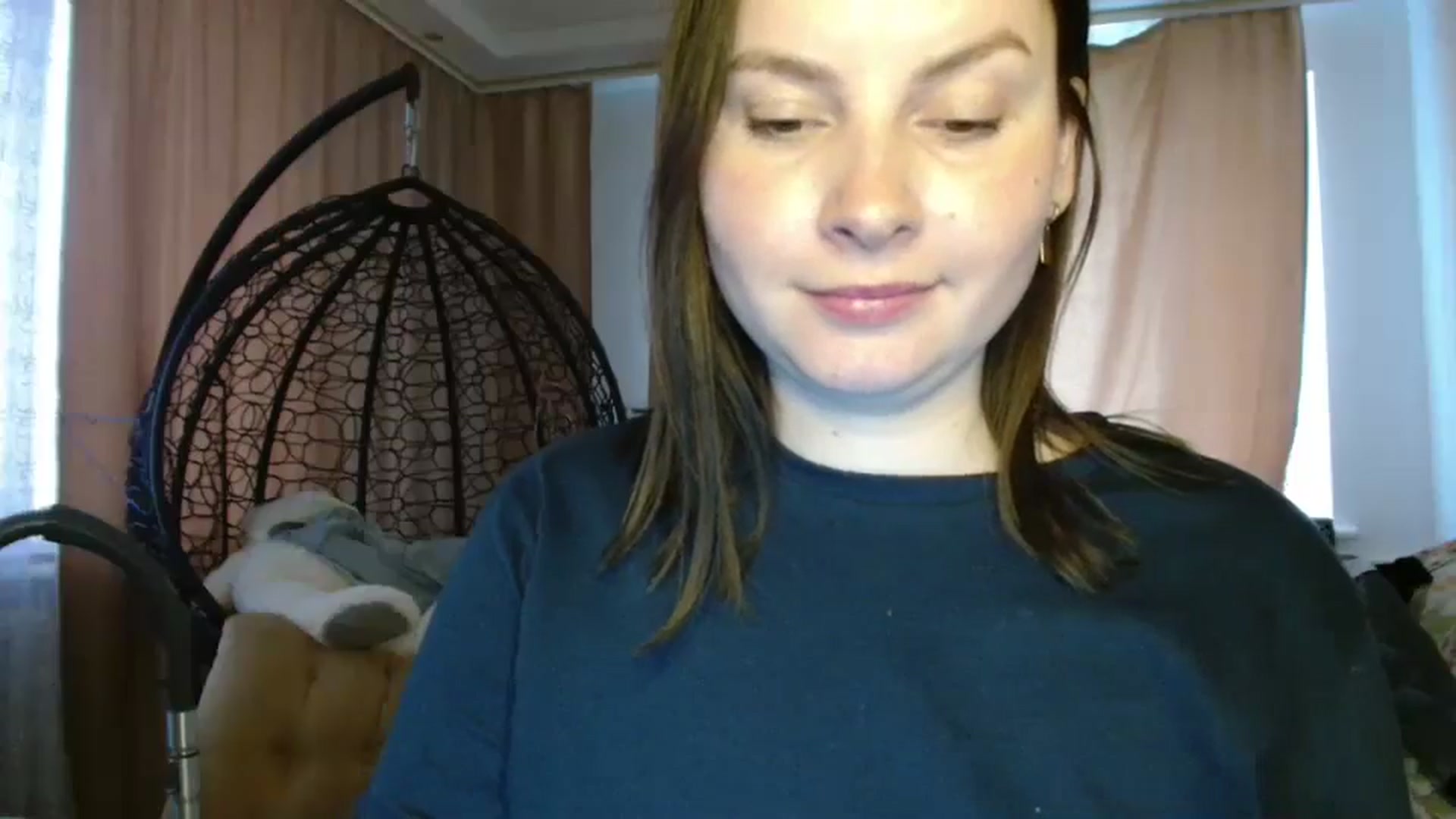 Gallery image thumbnail from MisssLove_is's myfreecams stream on, 05/10/2025, 16:18 image 19 of 20