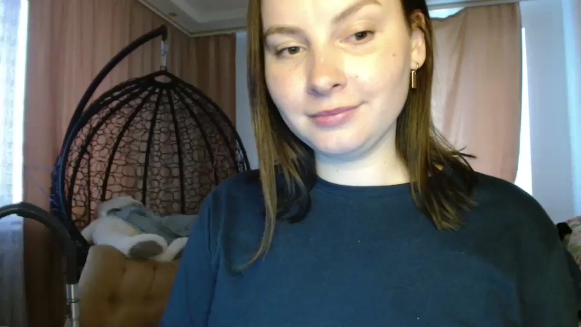 Gallery image thumbnail from MisssLove_is's myfreecams stream on, 05/10/2025, 16:18 image 18 of 20
