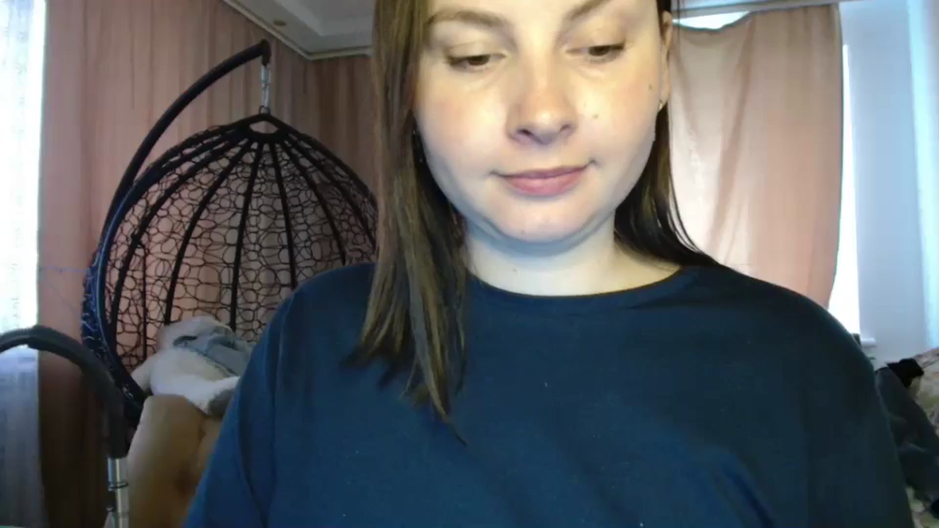 Gallery image thumbnail from MisssLove_is's myfreecams stream on, 05/10/2025, 16:18 image 5 of 20