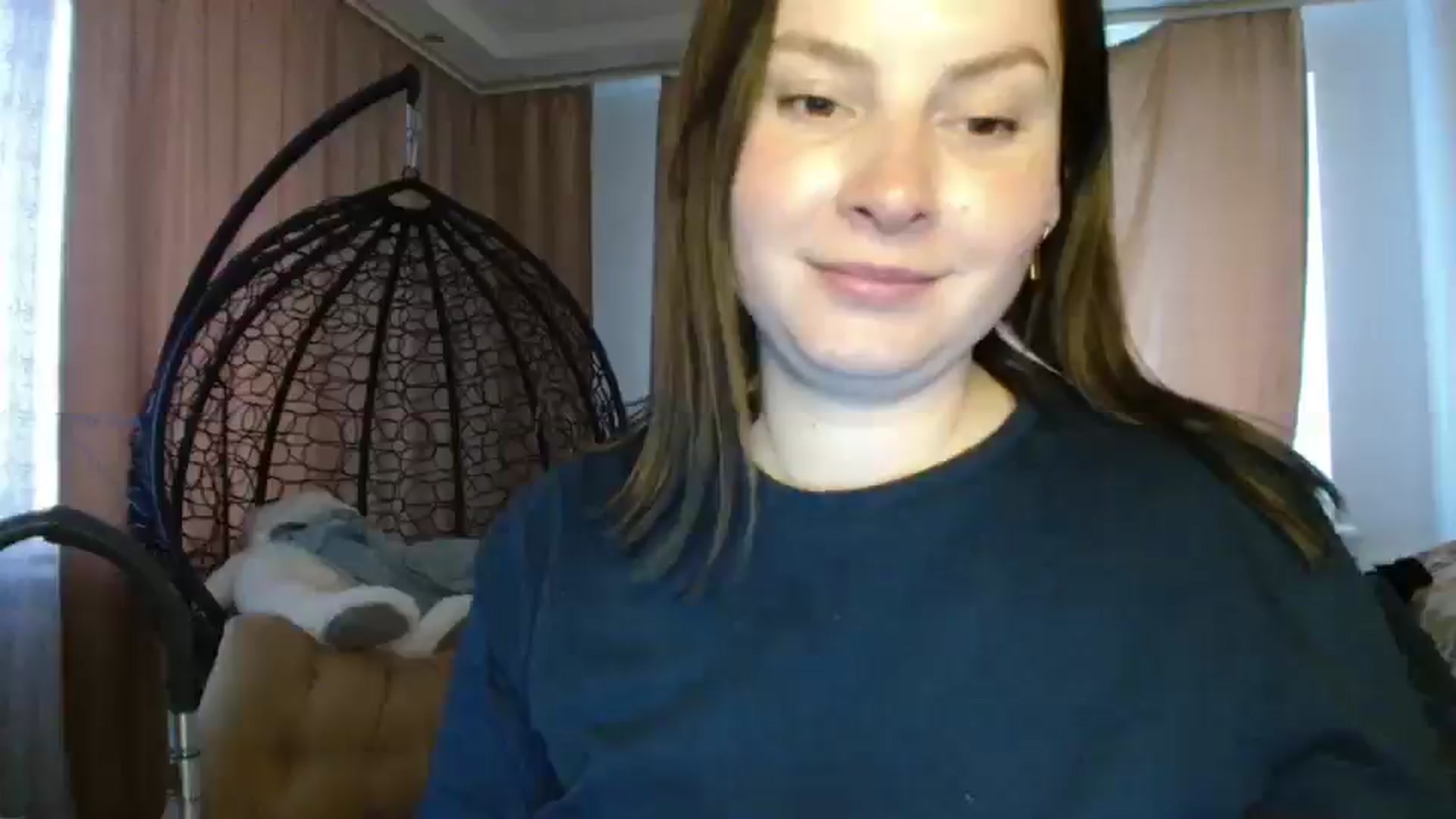 Gallery image thumbnail from MisssLove_is's myfreecams stream on, 05/10/2025, 16:18 image 17 of 20