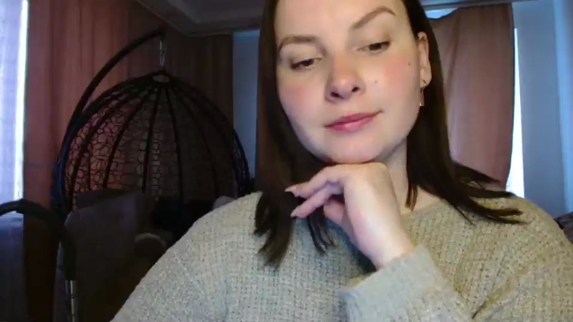 Gallery image thumbnail from MisssLove_is's myfreecams stream on, 05/11/2025, 17:37 image 6 of 20