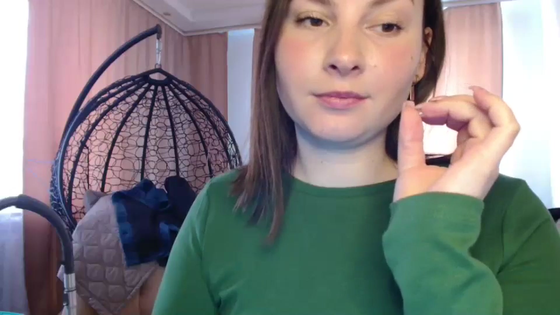 Gallery image thumbnail from MisssLove_is's myfreecams stream on, 05/12/2025, 10:30 image 5 of 20
