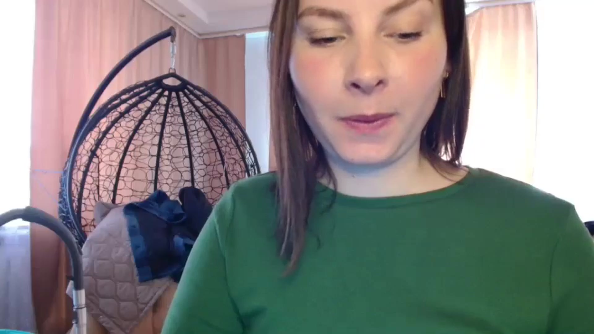 Gallery image thumbnail from MisssLove_is's myfreecams stream on, 05/12/2025, 10:30 image 13 of 20