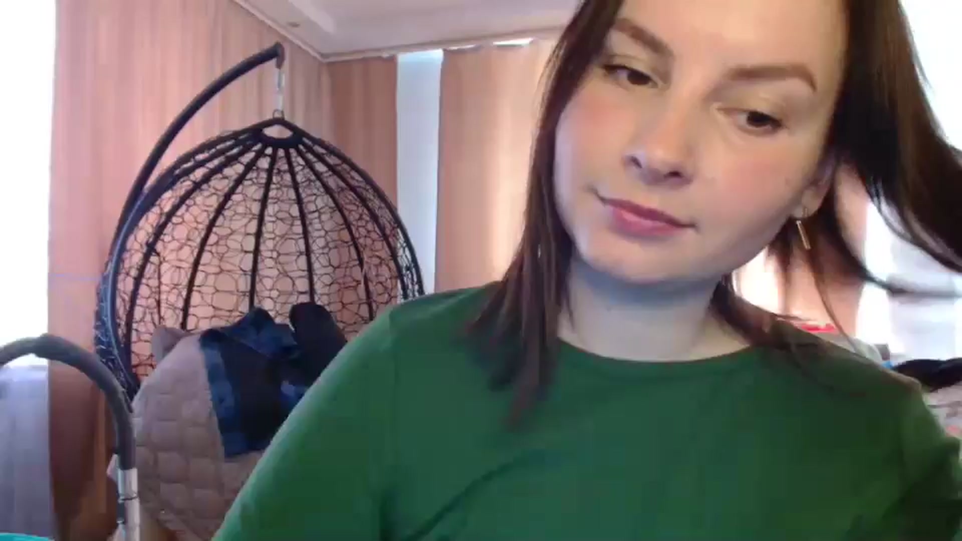Gallery image thumbnail from MisssLove_is's myfreecams stream on, 05/12/2025, 10:30 image 14 of 20