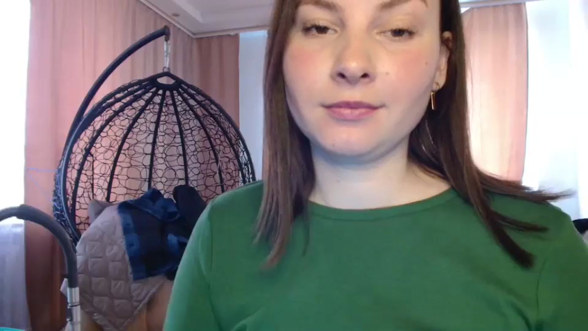Gallery image thumbnail from MisssLove_is's myfreecams stream on, 05/12/2025, 10:30 image 4 of 20