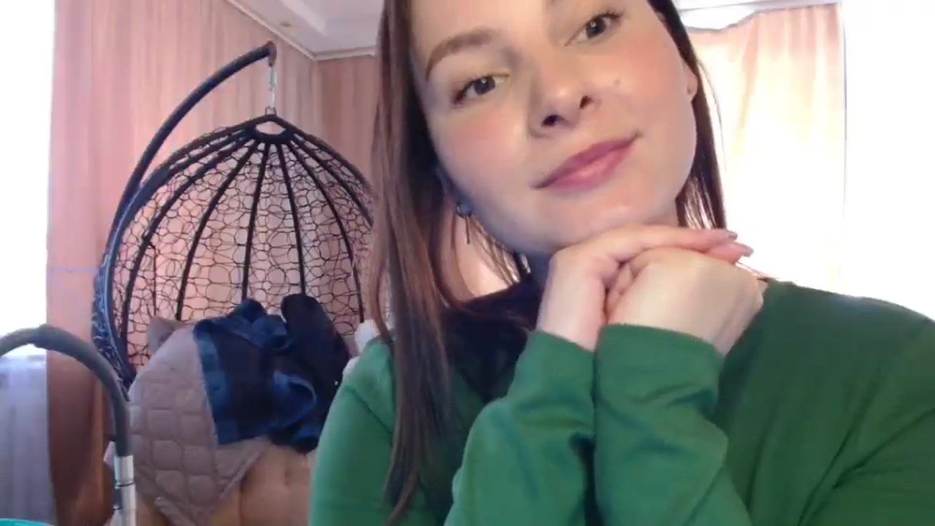 Gallery image thumbnail from MisssLove_is's myfreecams stream on, 05/12/2025, 10:30 image 12 of 20