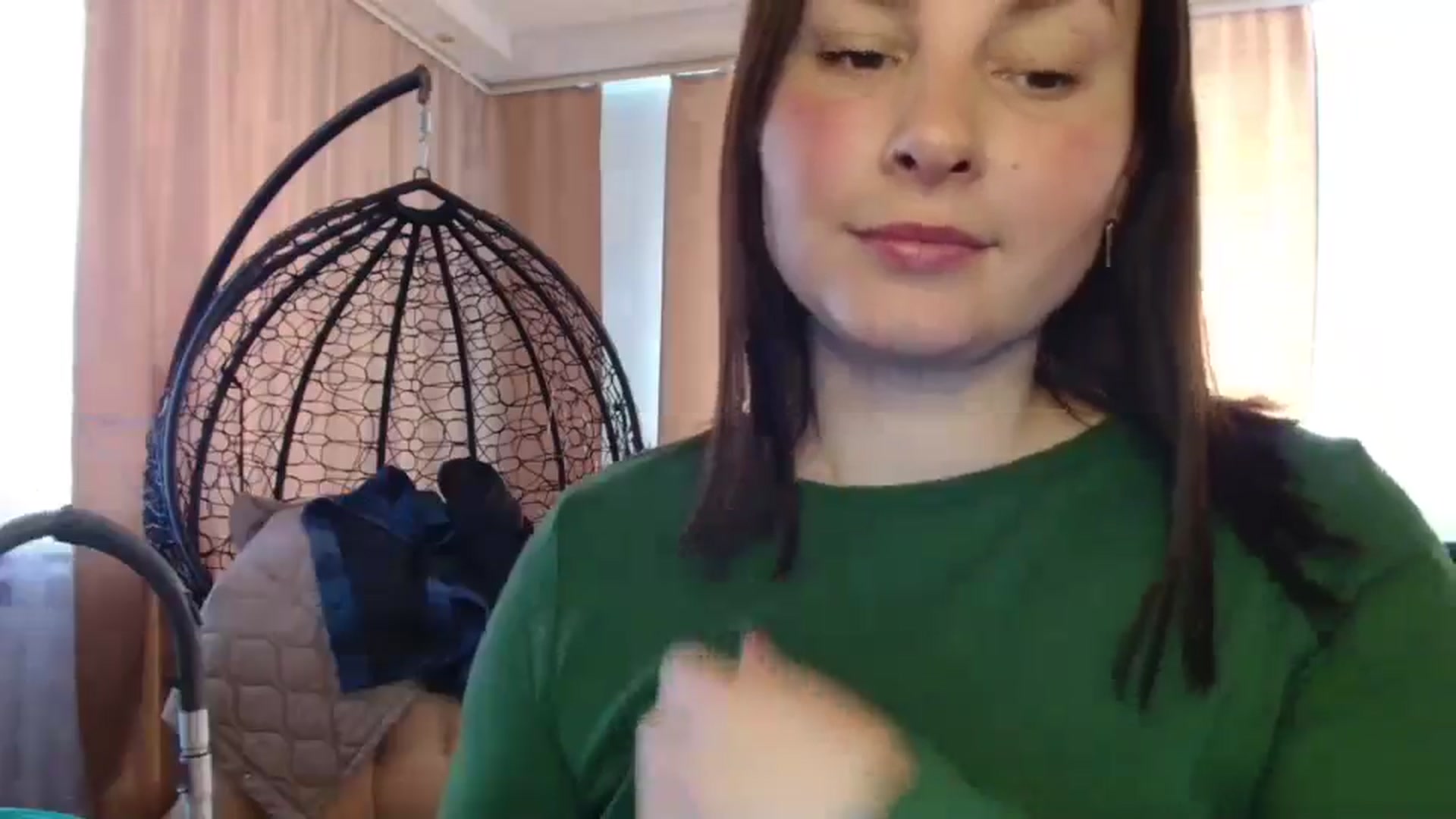 Gallery image thumbnail from MisssLove_is's myfreecams stream on, 05/12/2025, 11:08 image 12 of 20