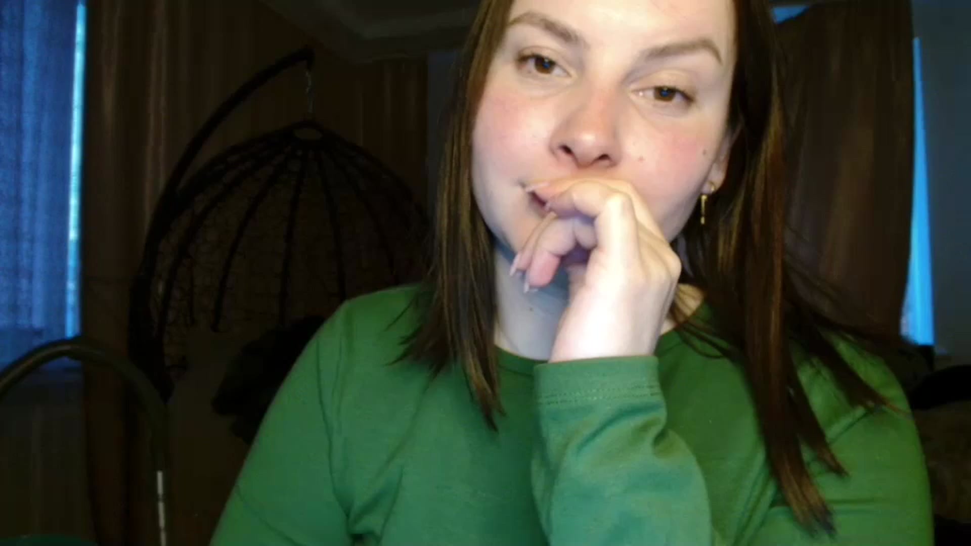 Gallery image thumbnail from MisssLove_is's myfreecams stream on, 05/13/2025, 18:11 image 1 of 20