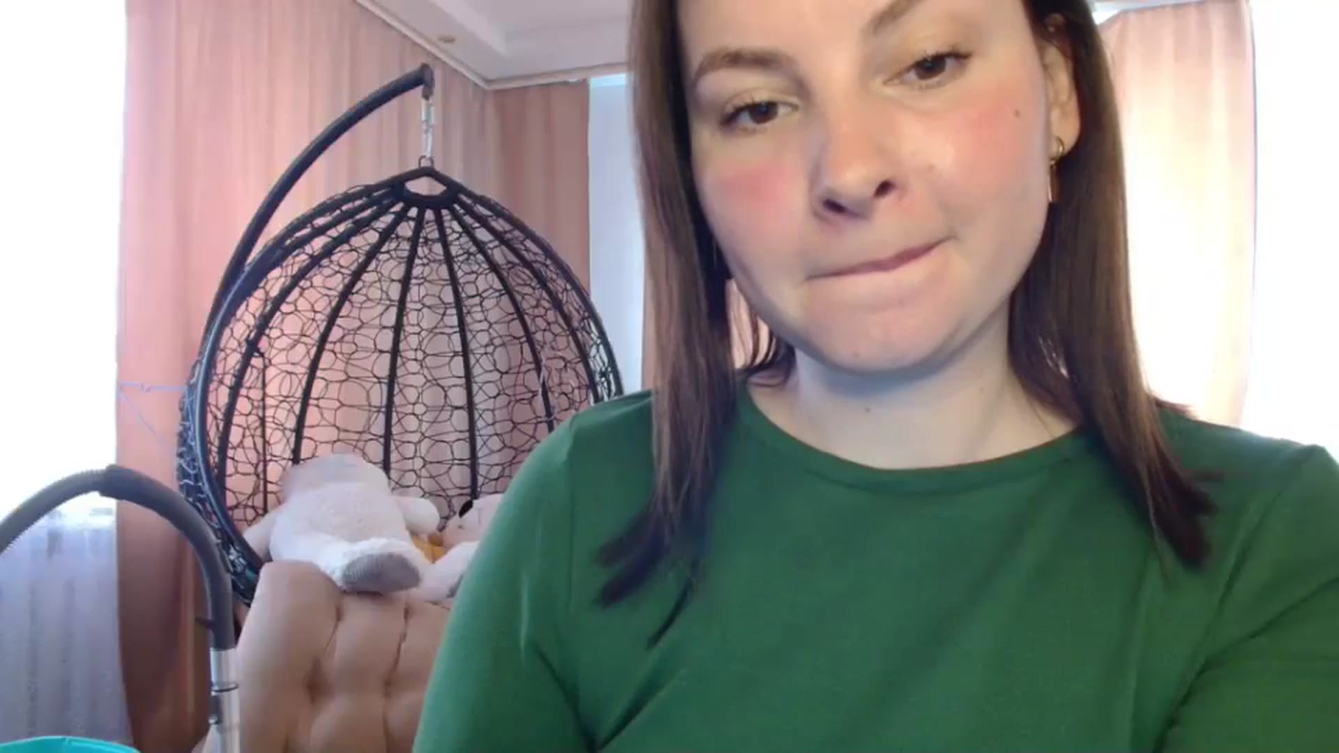 Gallery image thumbnail from MisssLove_is's myfreecams stream on, 05/14/2025, 10:10 image 11 of 20