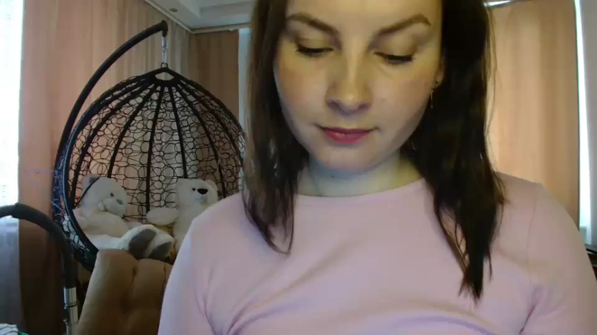 Gallery image thumbnail from MisssLove_is's myfreecams stream on, 05/16/2025, 12:53 image 10 of 20