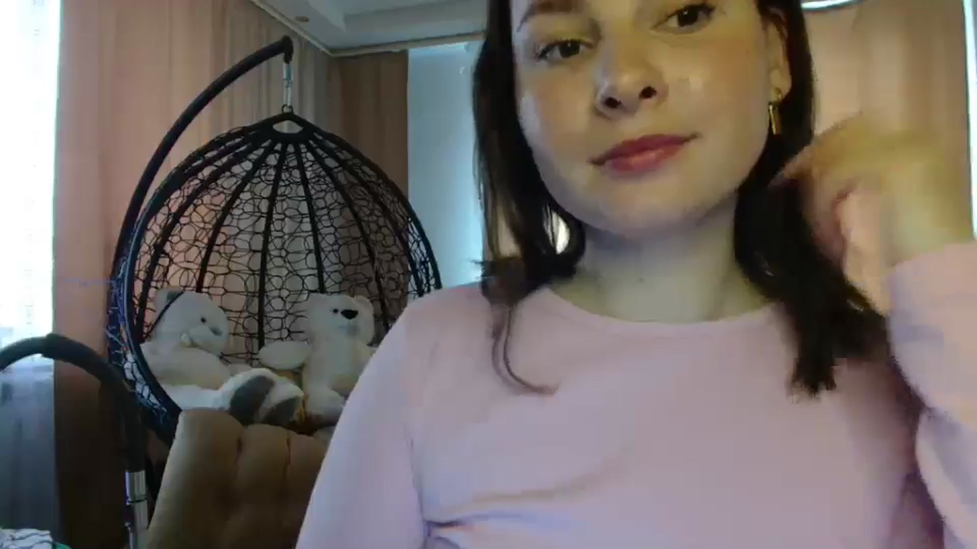 Gallery image thumbnail from MisssLove_is's myfreecams stream on, 05/16/2025, 12:53 image 12 of 20