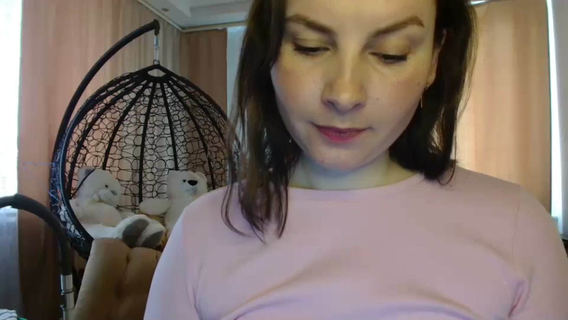 Gallery image thumbnail from MisssLove_is's myfreecams stream on, 05/16/2025, 12:53 image 8 of 20
