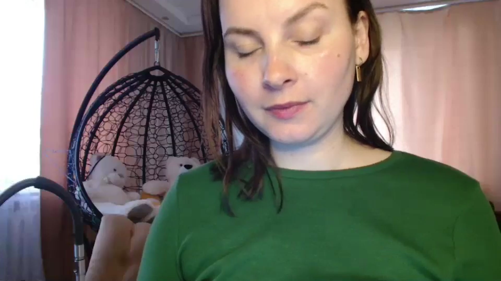 Gallery image thumbnail from MisssLove_is's myfreecams stream on, 05/17/2025, 13:42 image 17 of 20