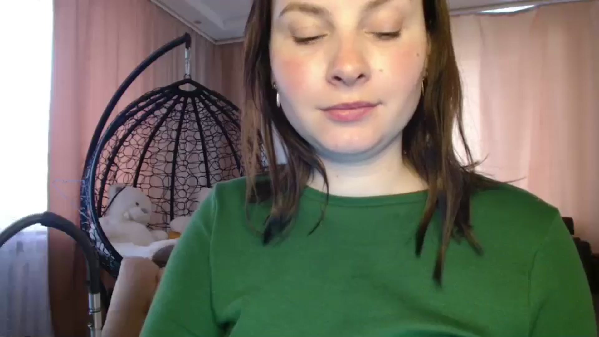Gallery image thumbnail from MisssLove_is's myfreecams stream on, 05/17/2025, 13:42 image 18 of 20