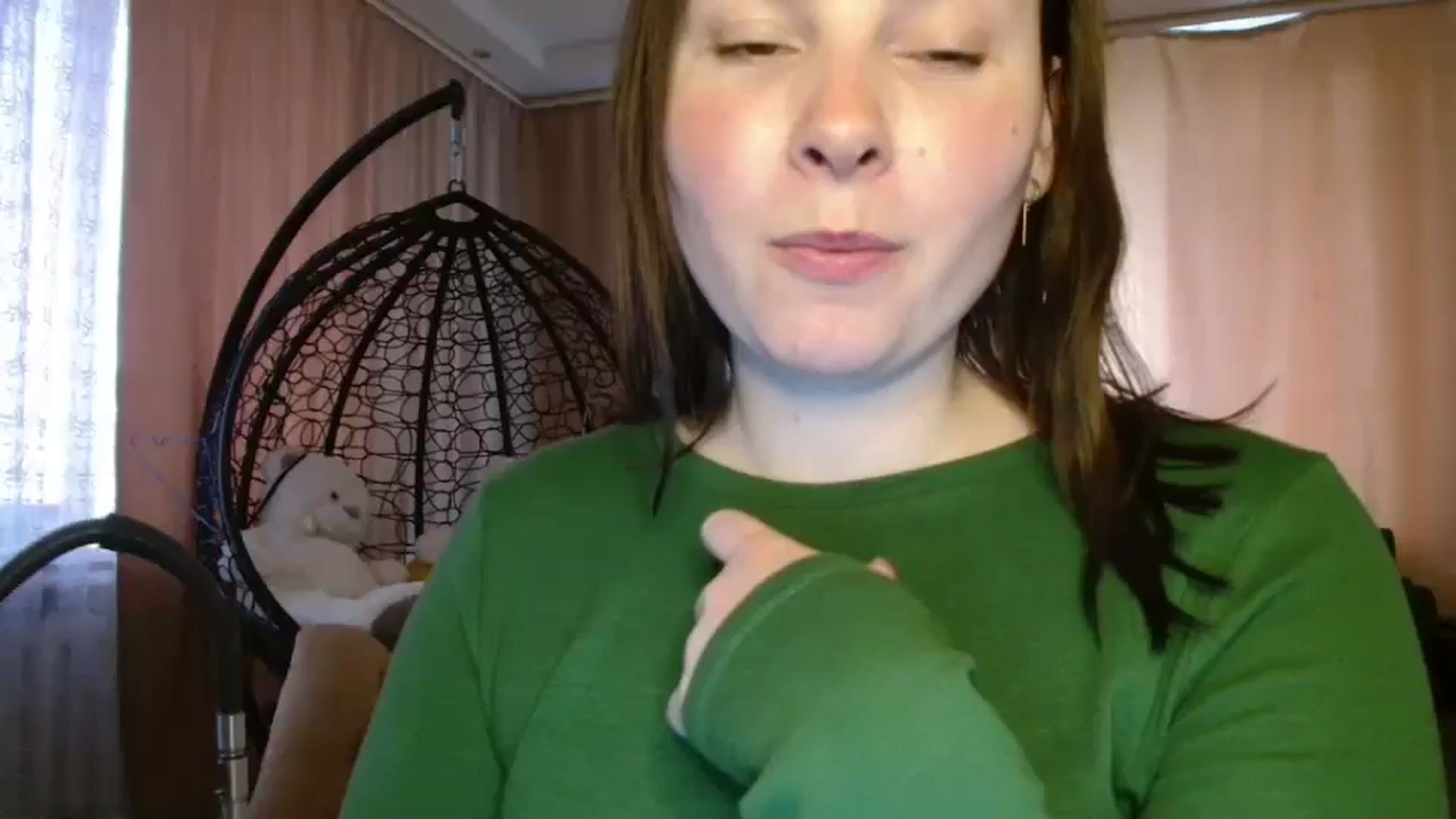 Gallery image thumbnail from MisssLove_is's myfreecams stream on, 05/17/2025, 13:42 image 1 of 20