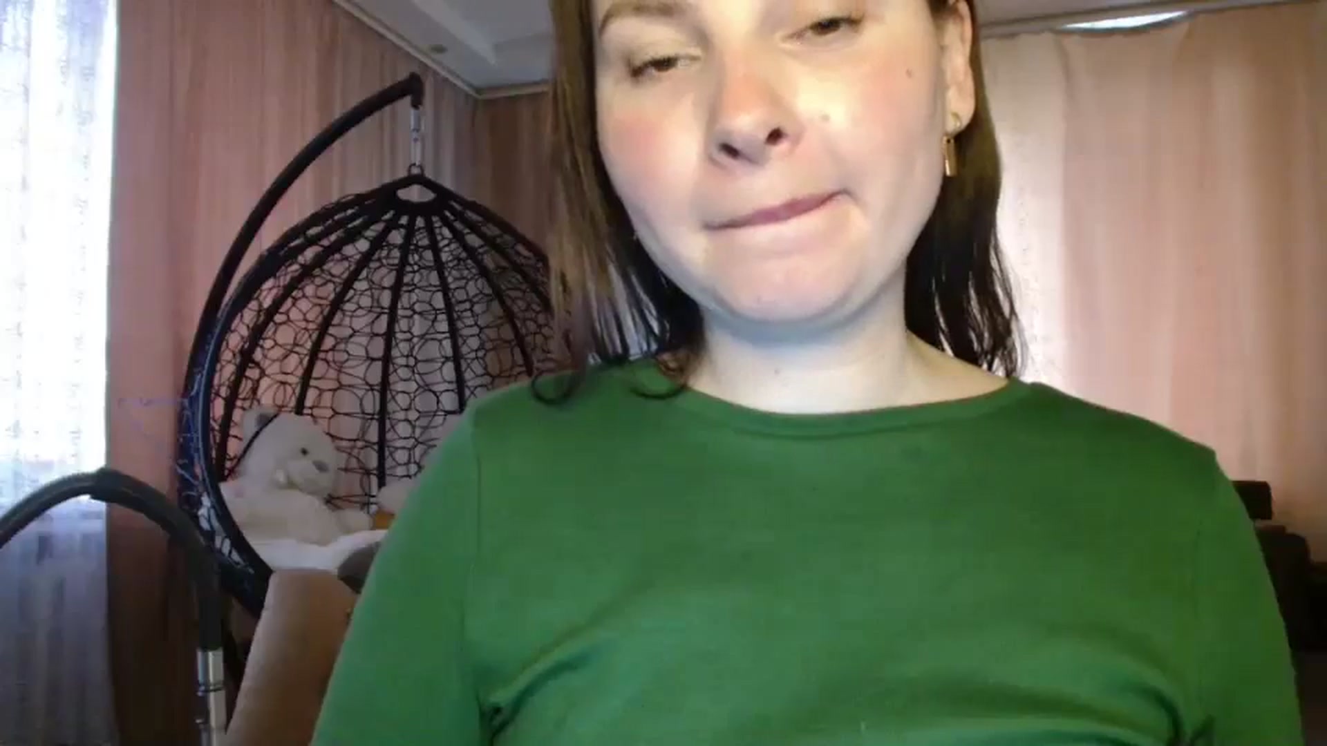 Gallery image thumbnail from MisssLove_is's myfreecams stream on, 05/17/2025, 13:42 image 2 of 20