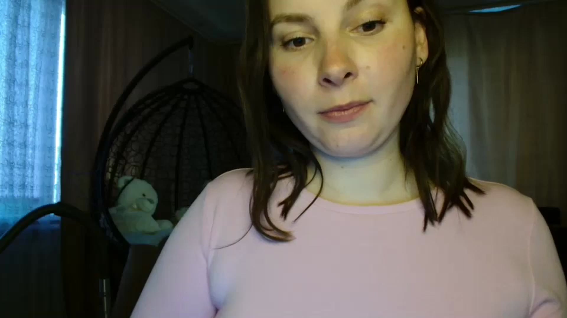 Gallery image thumbnail from MisssLove_is's myfreecams stream on, 05/17/2025, 17:48 image 4 of 20