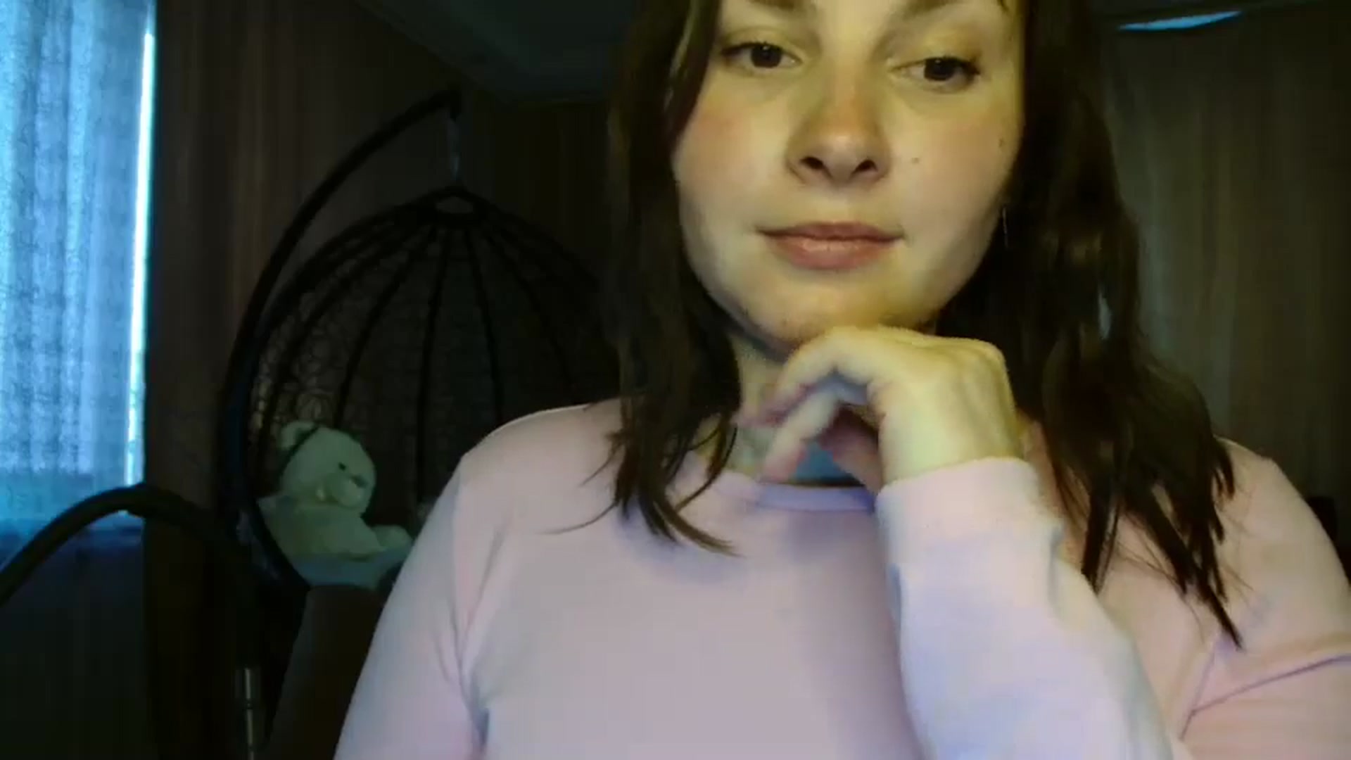 Gallery image thumbnail from MisssLove_is's myfreecams stream on, 05/17/2025, 17:48 image 3 of 20