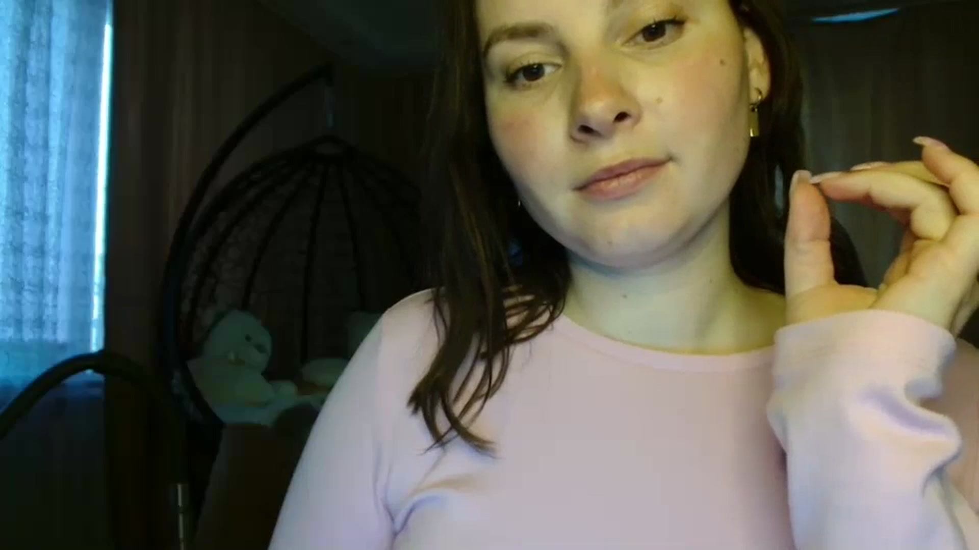 Gallery image thumbnail from MisssLove_is's myfreecams stream on, 05/17/2025, 17:48 image 12 of 20