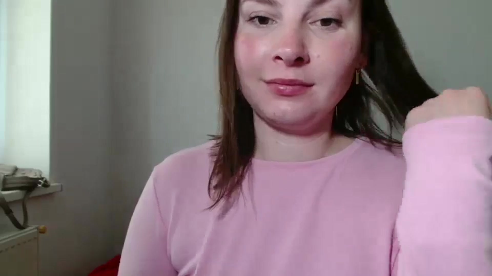 Gallery image thumbnail from MisssLove_is's myfreecams stream on, 05/19/2025, 11:58 image 13 of 20