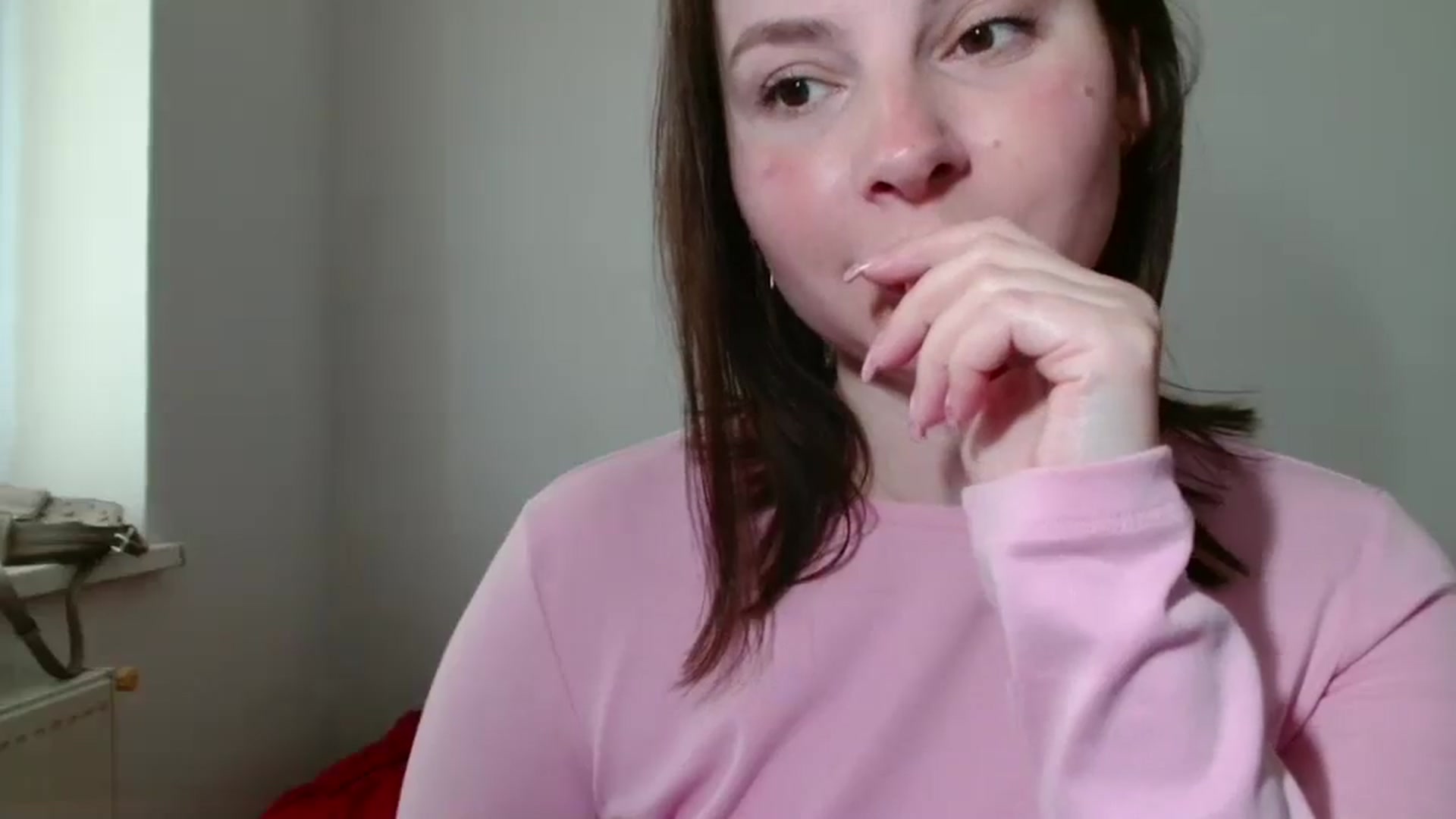 Gallery image thumbnail from MisssLove_is's myfreecams stream on, 05/19/2025, 11:58 image 17 of 20