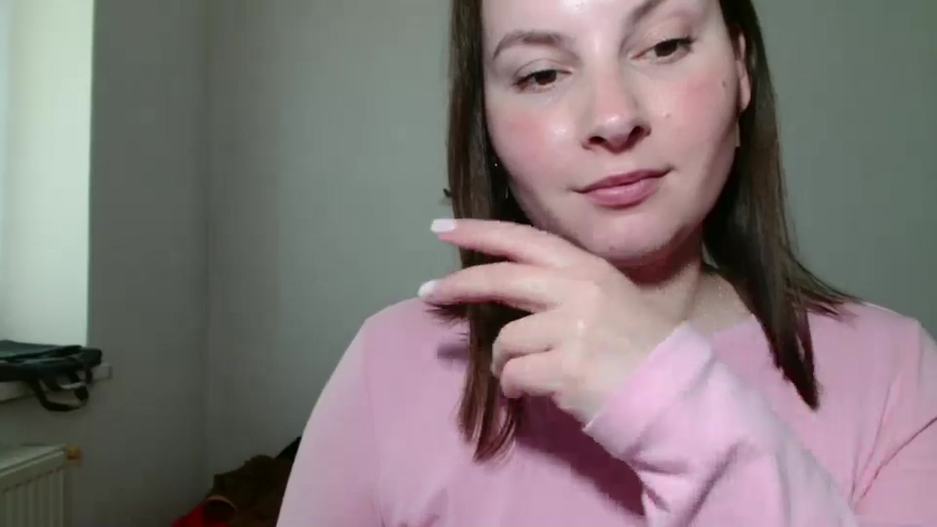 Gallery image thumbnail from MisssLove_is's myfreecams stream on, 05/21/2025, 12:36 image 13 of 20