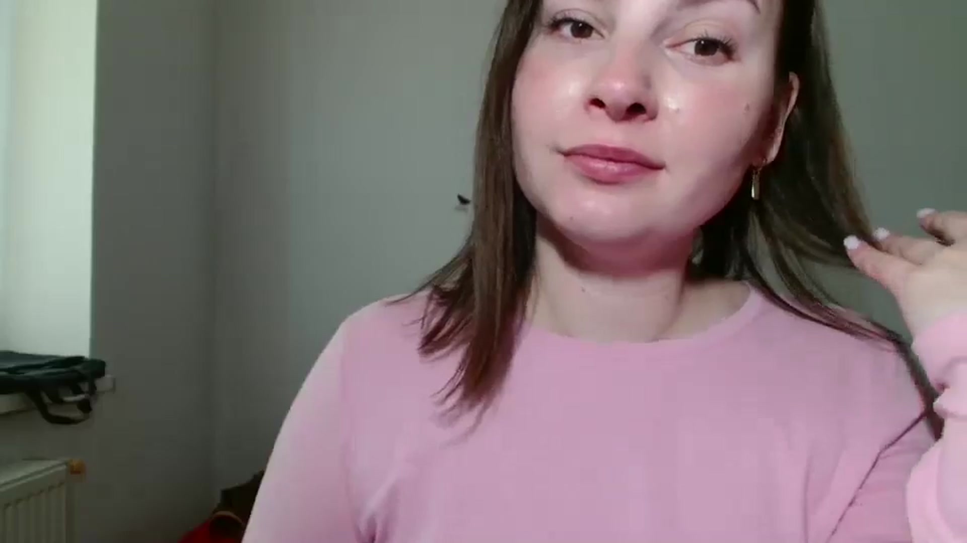 Gallery image thumbnail from MisssLove_is's myfreecams stream on, 05/21/2025, 12:36 image 14 of 20