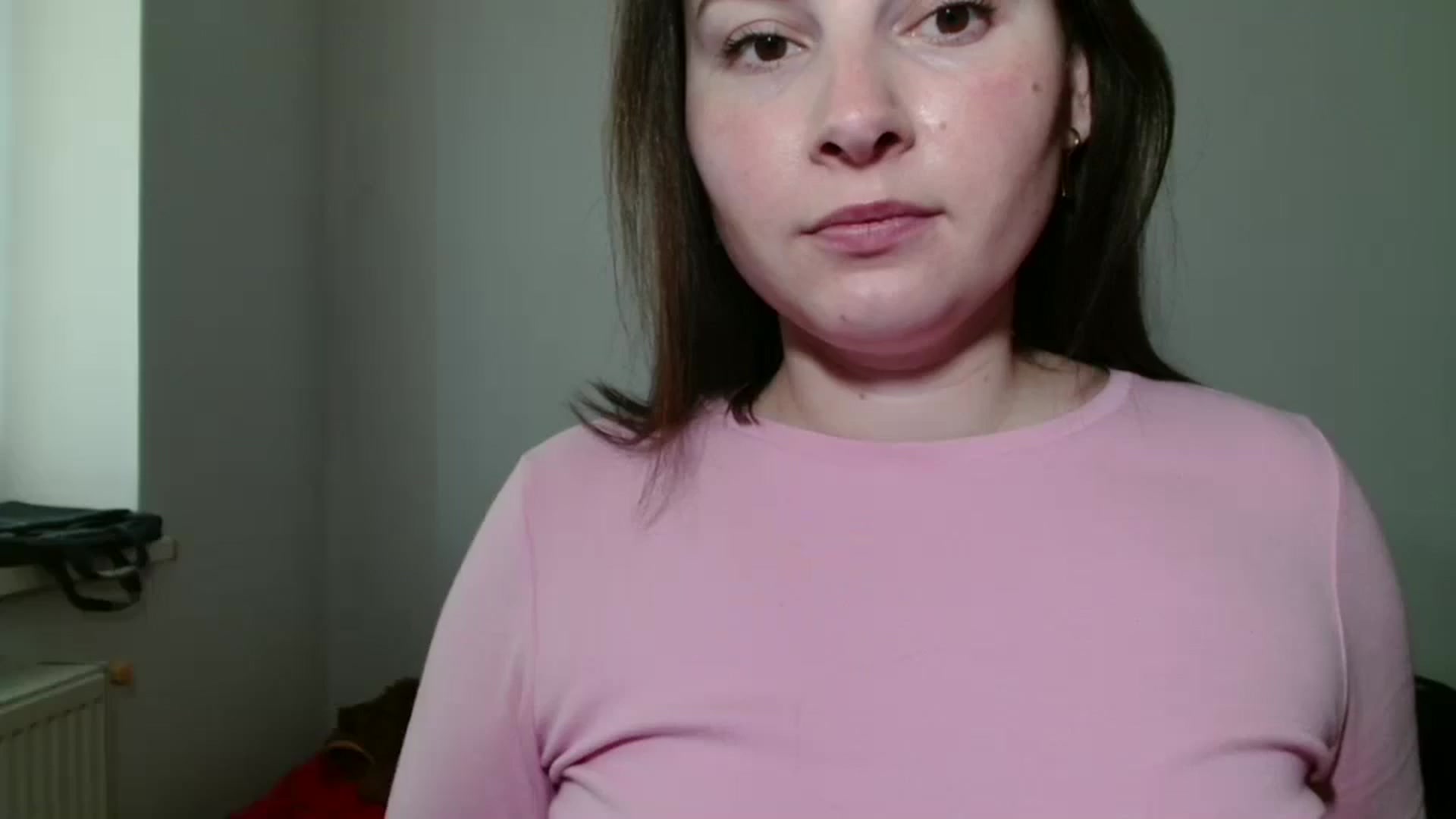 Gallery image thumbnail from MisssLove_is's myfreecams stream on, 05/21/2025, 12:36 image 2 of 20
