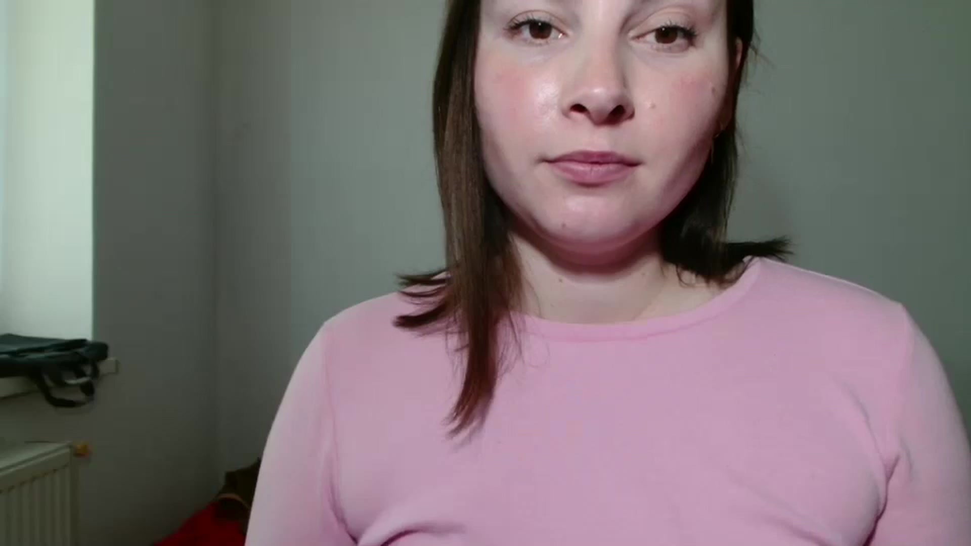 Gallery image thumbnail from MisssLove_is's myfreecams stream on, 05/21/2025, 12:36 image 5 of 20