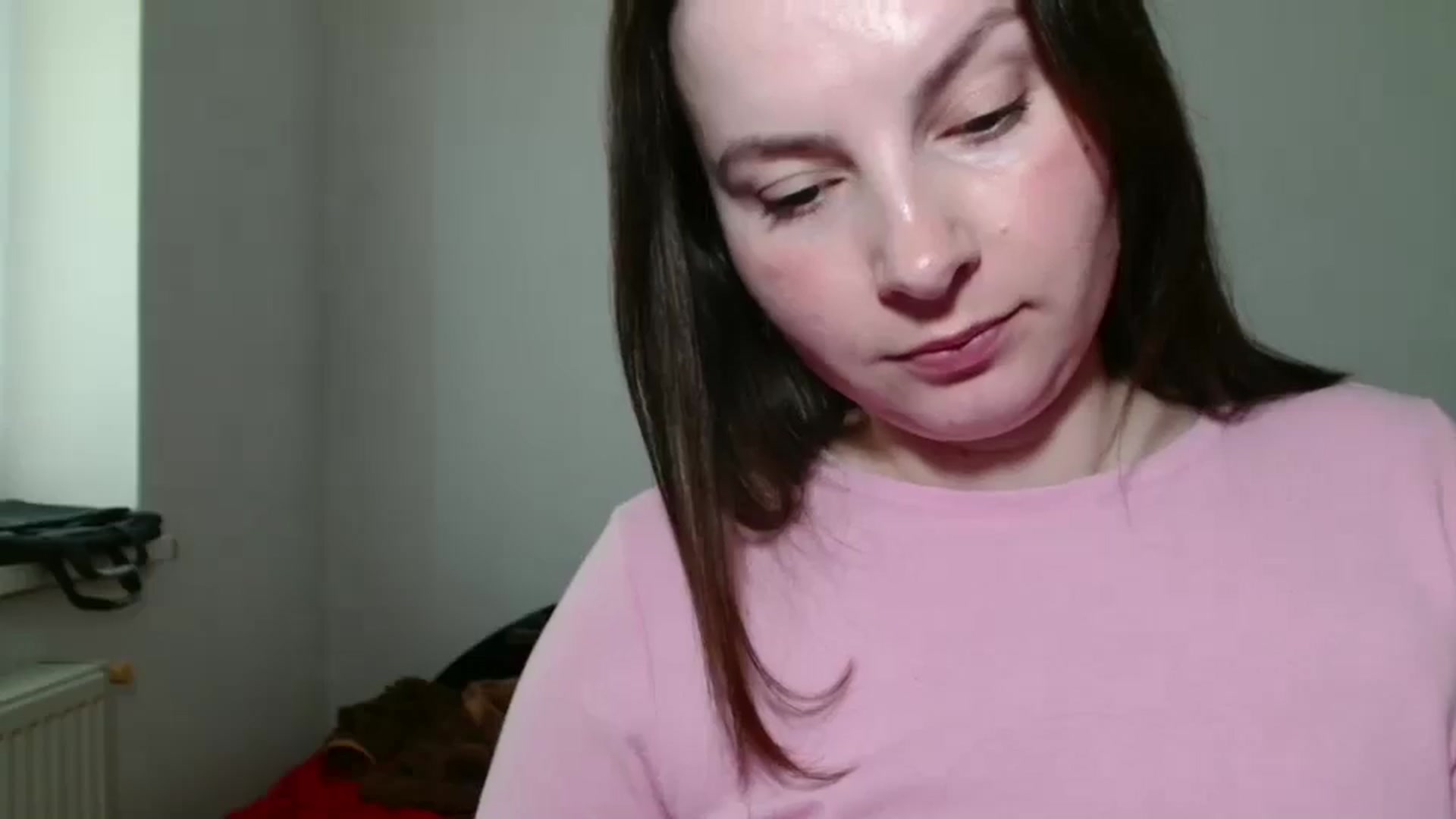 Gallery image thumbnail from MisssLove_is's myfreecams stream on, 05/21/2025, 12:36 image 4 of 20