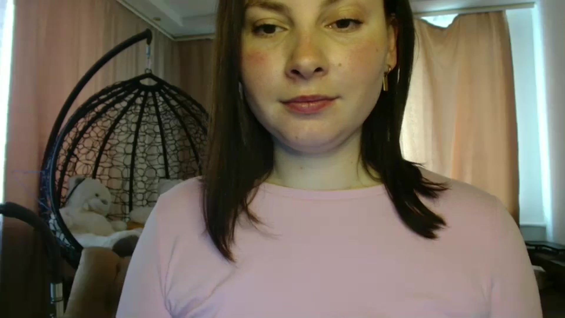 Gallery image thumbnail from MisssLove_is's myfreecams stream on, 05/26/2025, 15:09 image 2 of 20