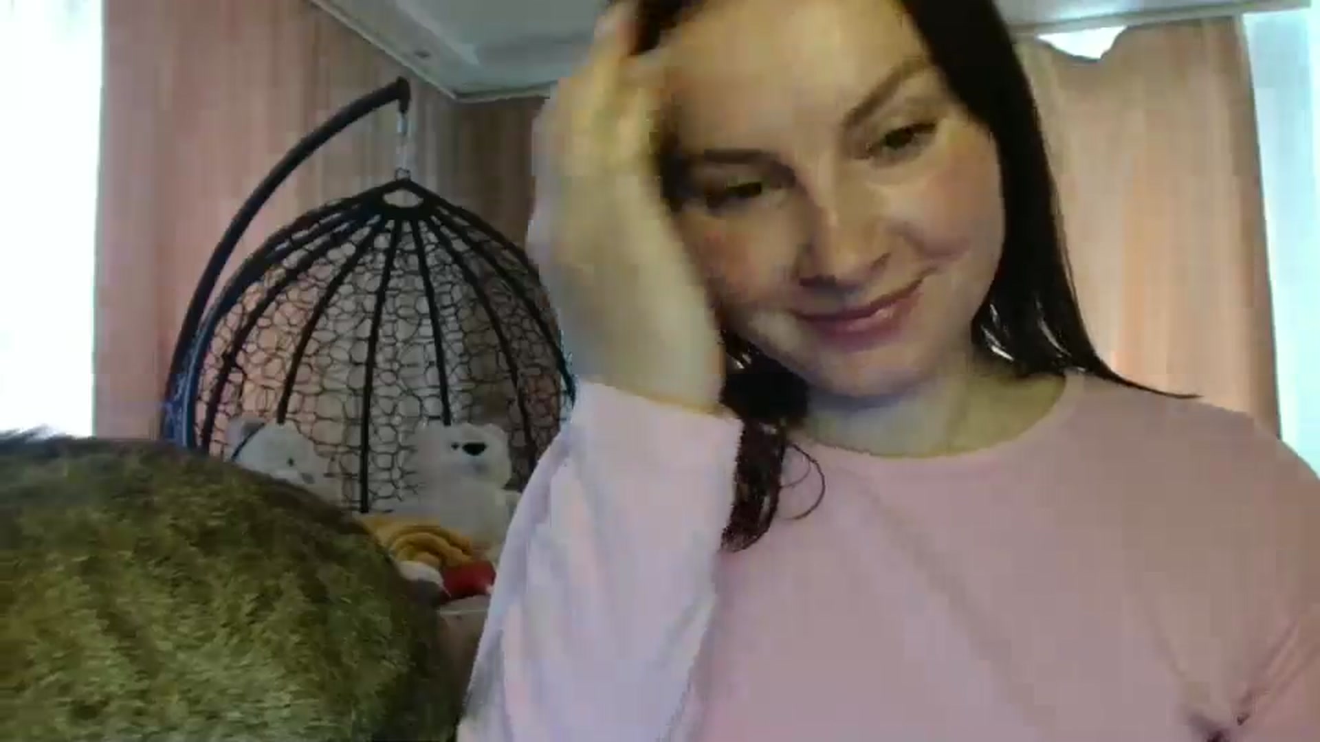 Gallery image thumbnail from MisssLove_is's myfreecams stream on, 05/27/2025, 12:23 image 14 of 20