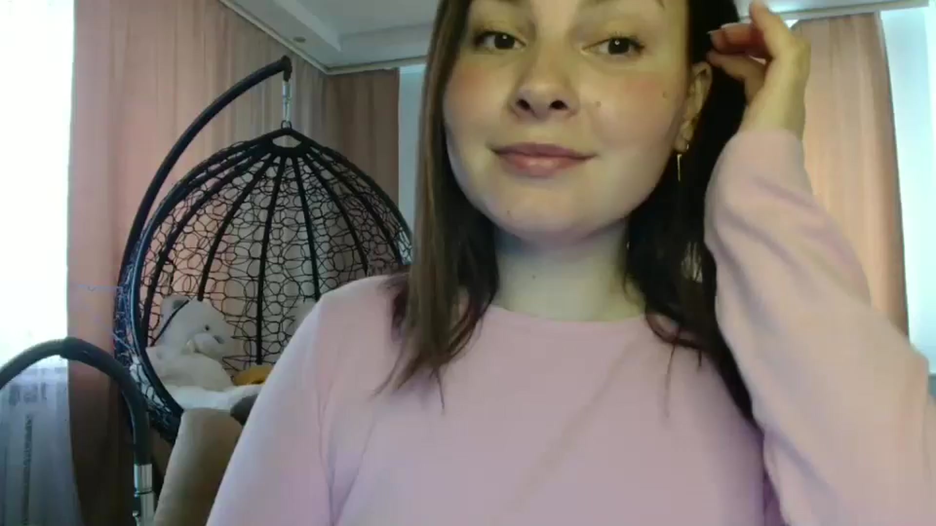 Gallery image thumbnail from MisssLove_is's myfreecams stream on, 05/27/2025, 12:23 image 11 of 20