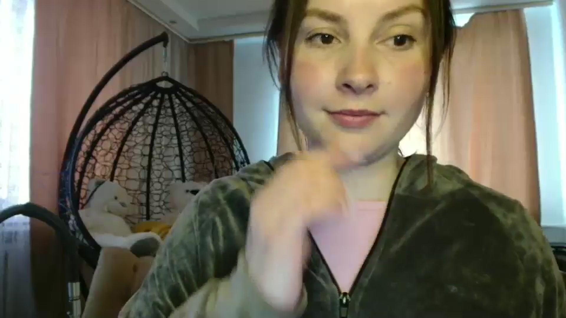 Gallery image thumbnail from MisssLove_is's myfreecams stream on, 05/27/2025, 15:10 image 20 of 20