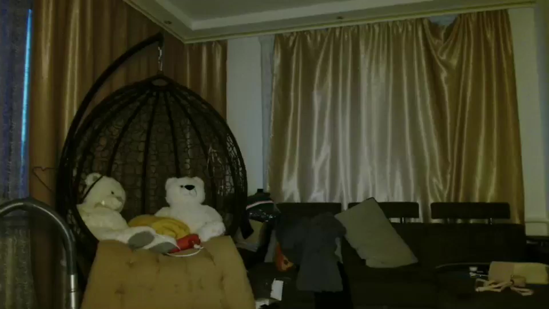 Gallery image thumbnail from MisssLove_is's myfreecams stream on, 05/27/2025, 18:54 image 12 of 20